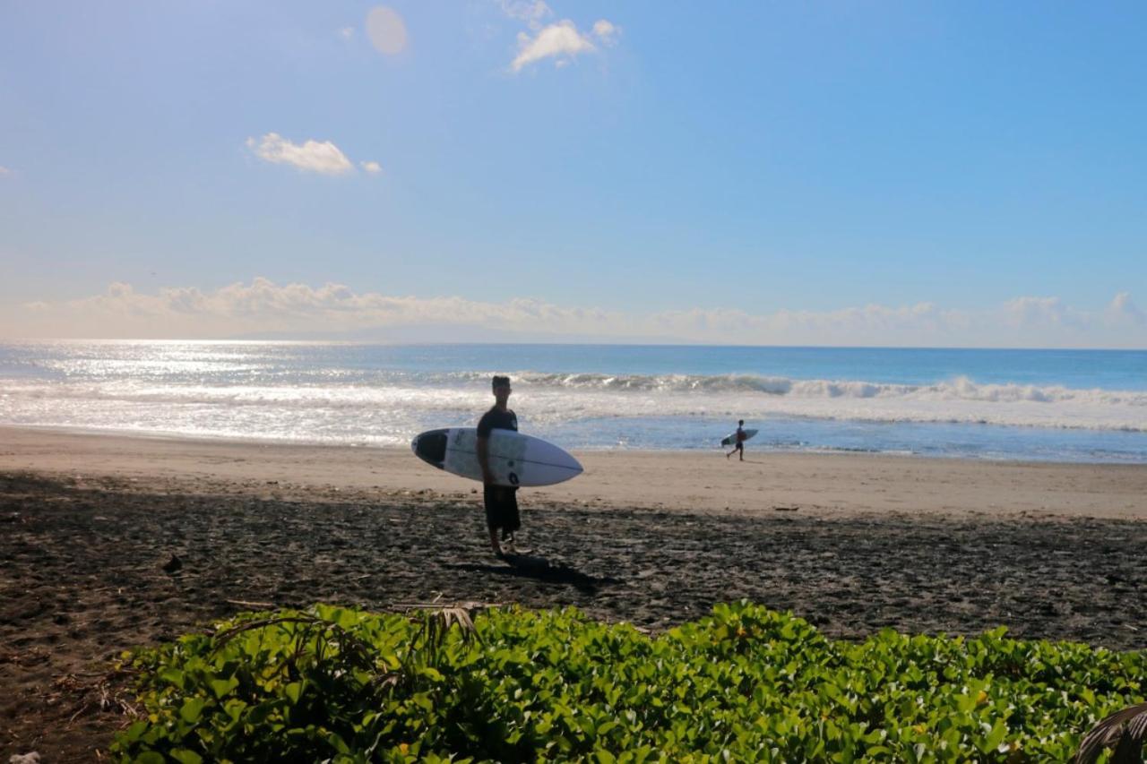 Keramas Surf Camp Otel Dış mekan fotoğraf